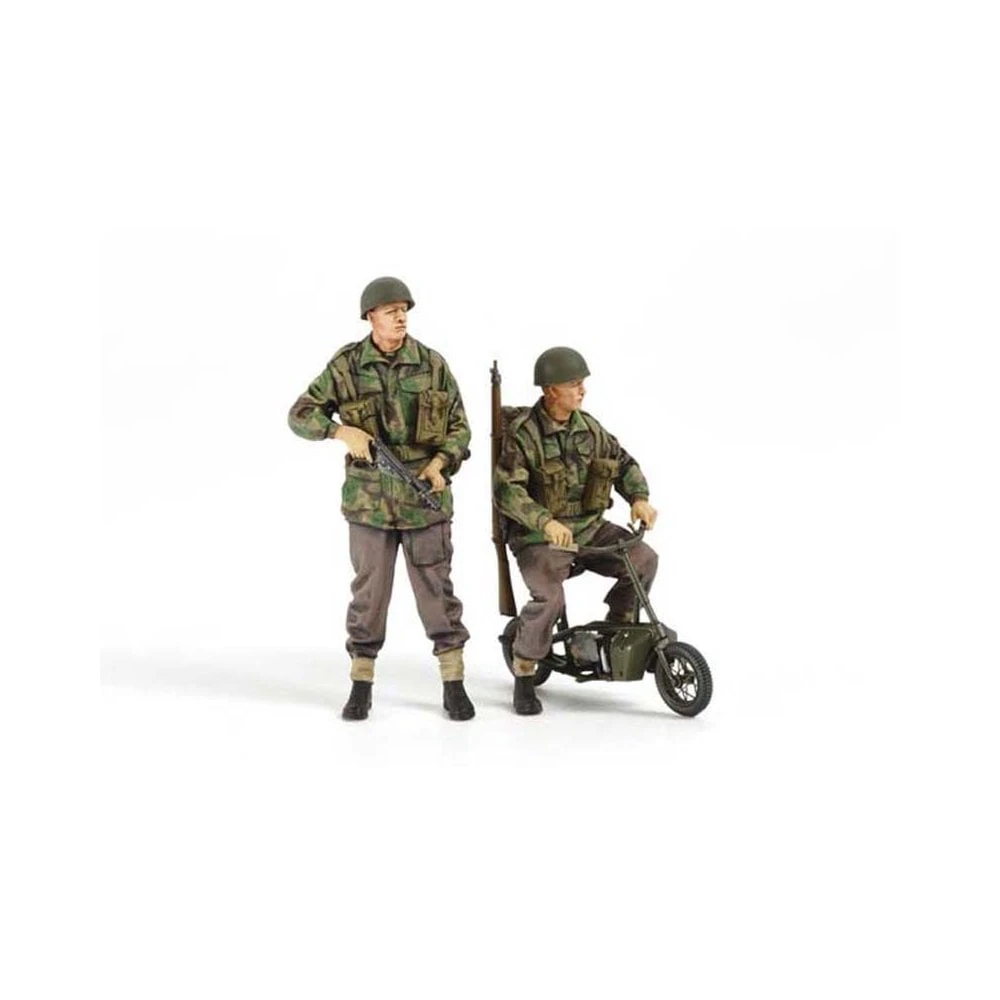 1/35 British Paratroopers With Small Motorcycle Tamiya 35337 3 1/35 British Paratroopers With Small Motorcycle Tamiya 35337